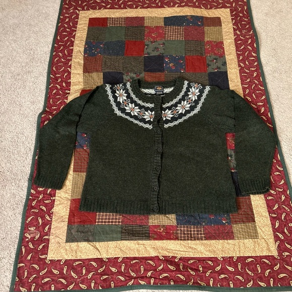 Route 66 Sweaters - Route 66 Green Fair Isle Cardigan - women’s size large